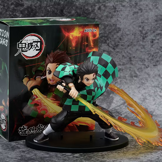 Demon Slayer Tanjiro Kamado Hinokami Kagura Flame Slash Collectible Figure