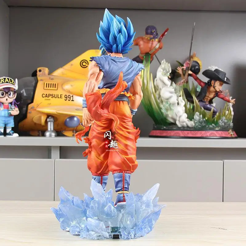Dragon Ball Super Goku Dual Form Light-Up Figure