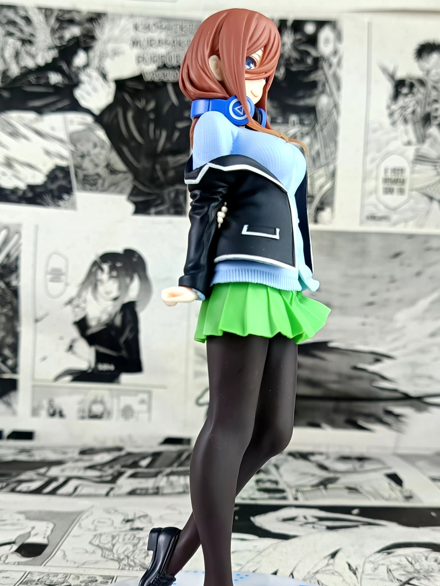 The Quintessential Quintuplets Miku Nakano Collectible Figure