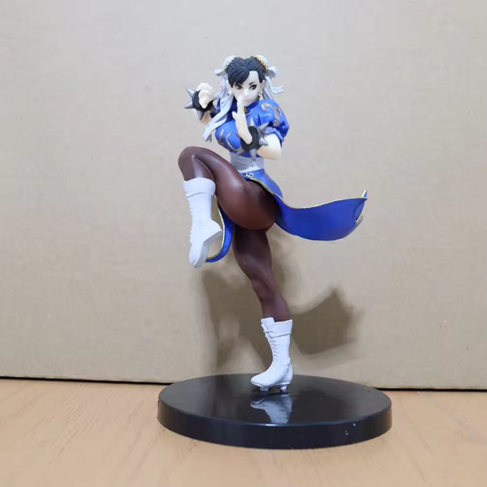 Street Fighter Chun-Li Combat Pose Figure