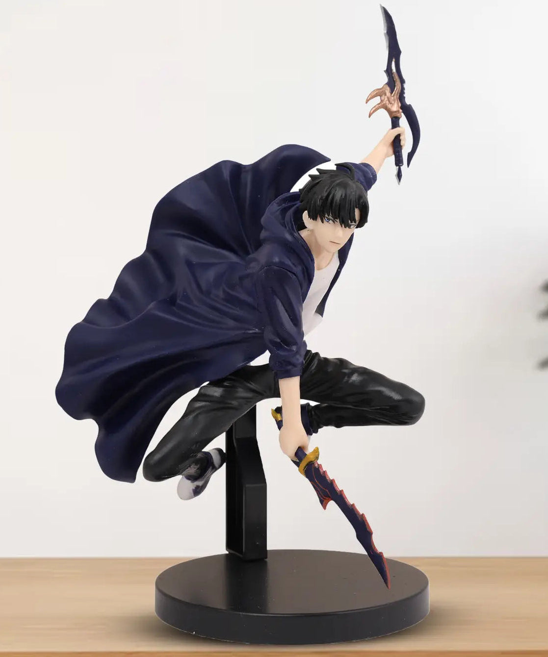 Solo Leveling Sung Jinwoo Dual Dagger Combat Figure