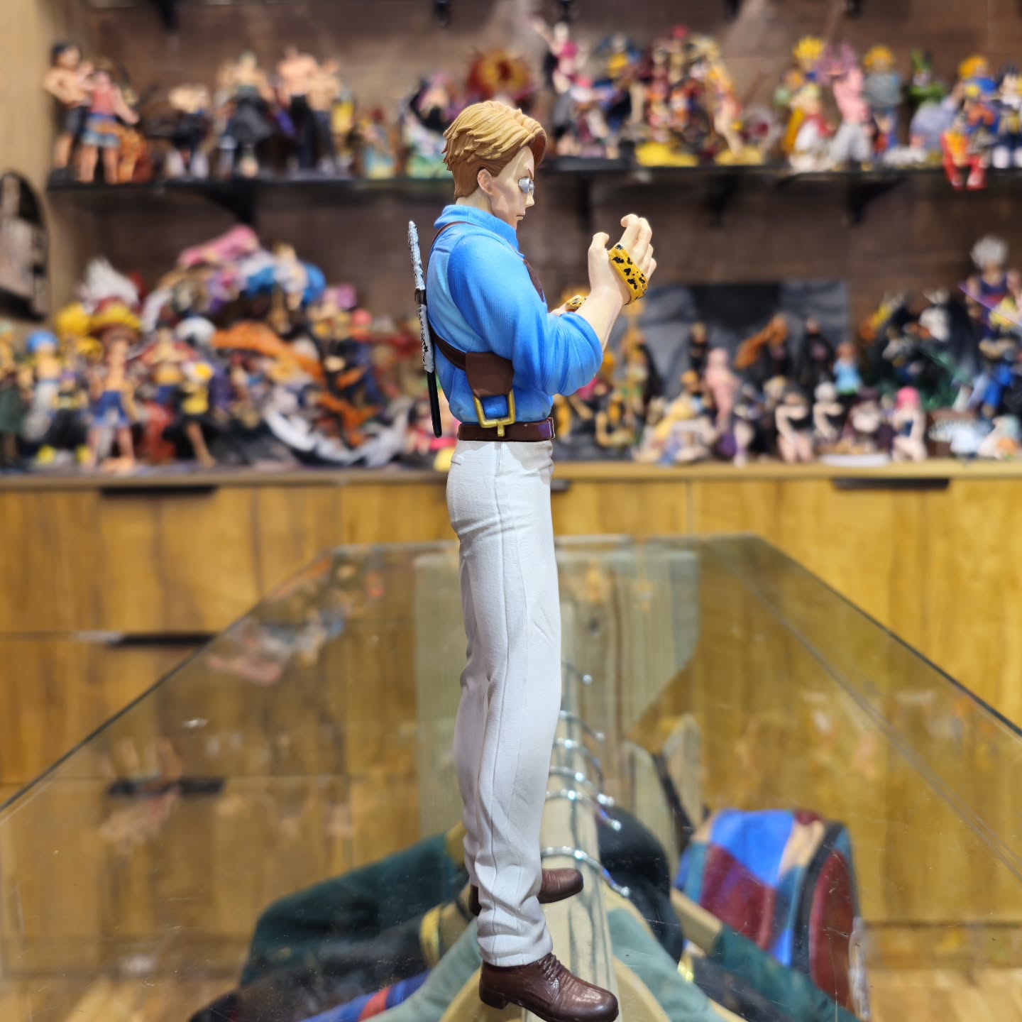 Jujutsu Kaisen Kento Nanami Wrapping Tie Figure