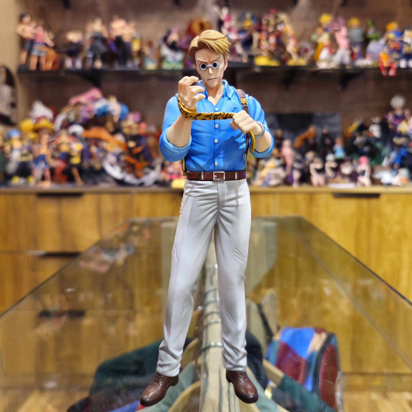 Jujutsu Kaisen Kento Nanami Wrapping Tie Figure