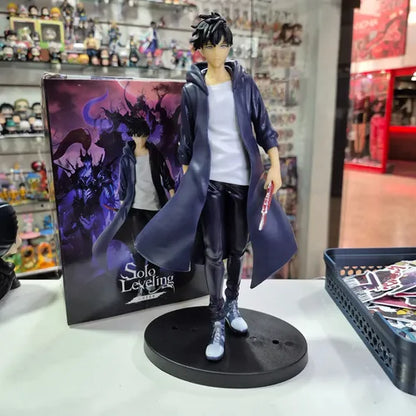 Solo Leveling Sung Jinwoo Standing Dagger Figure