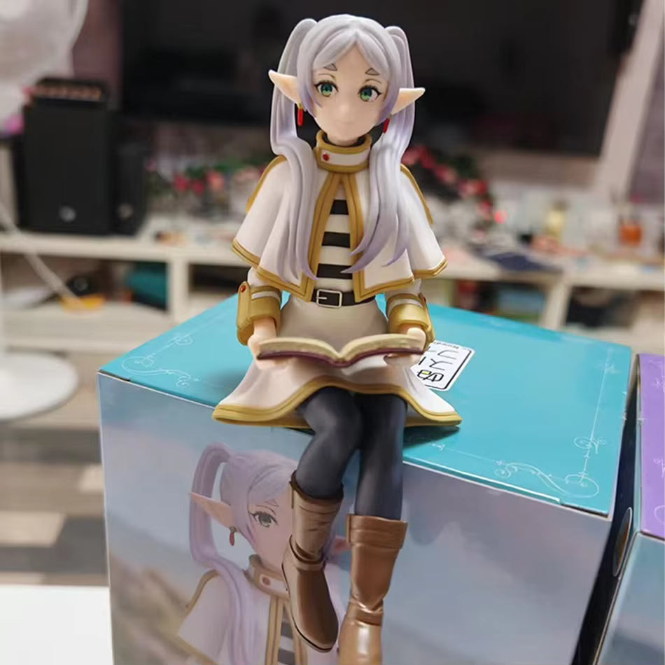 Frieren: Beyond Journey's End Frieren Reading Grimoire Sitting Collectible Figure