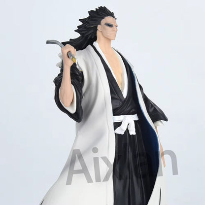 Bleach Kenpachi Zaraki Sword-on-Shoulder Figure