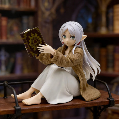 Frieren: Beyond Journey's End Frieren Cozy Cardigan Sitting Figure