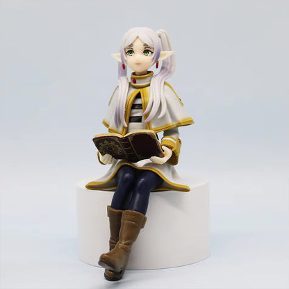 Frieren: Beyond Journey's End Frieren Reading Grimoire Sitting Collectible Figure