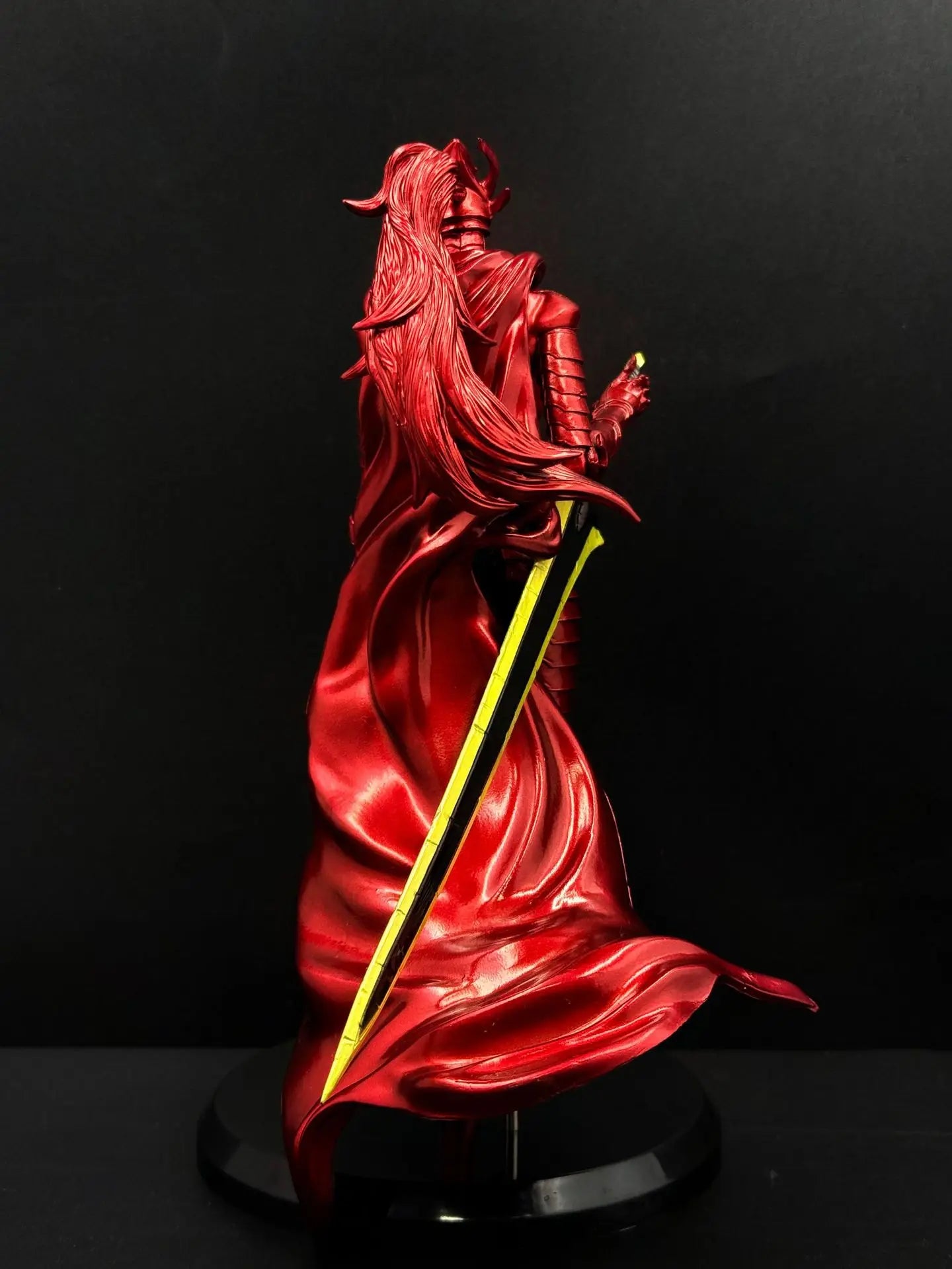 Solo Leveling Blood-Red Commander Igris Figure