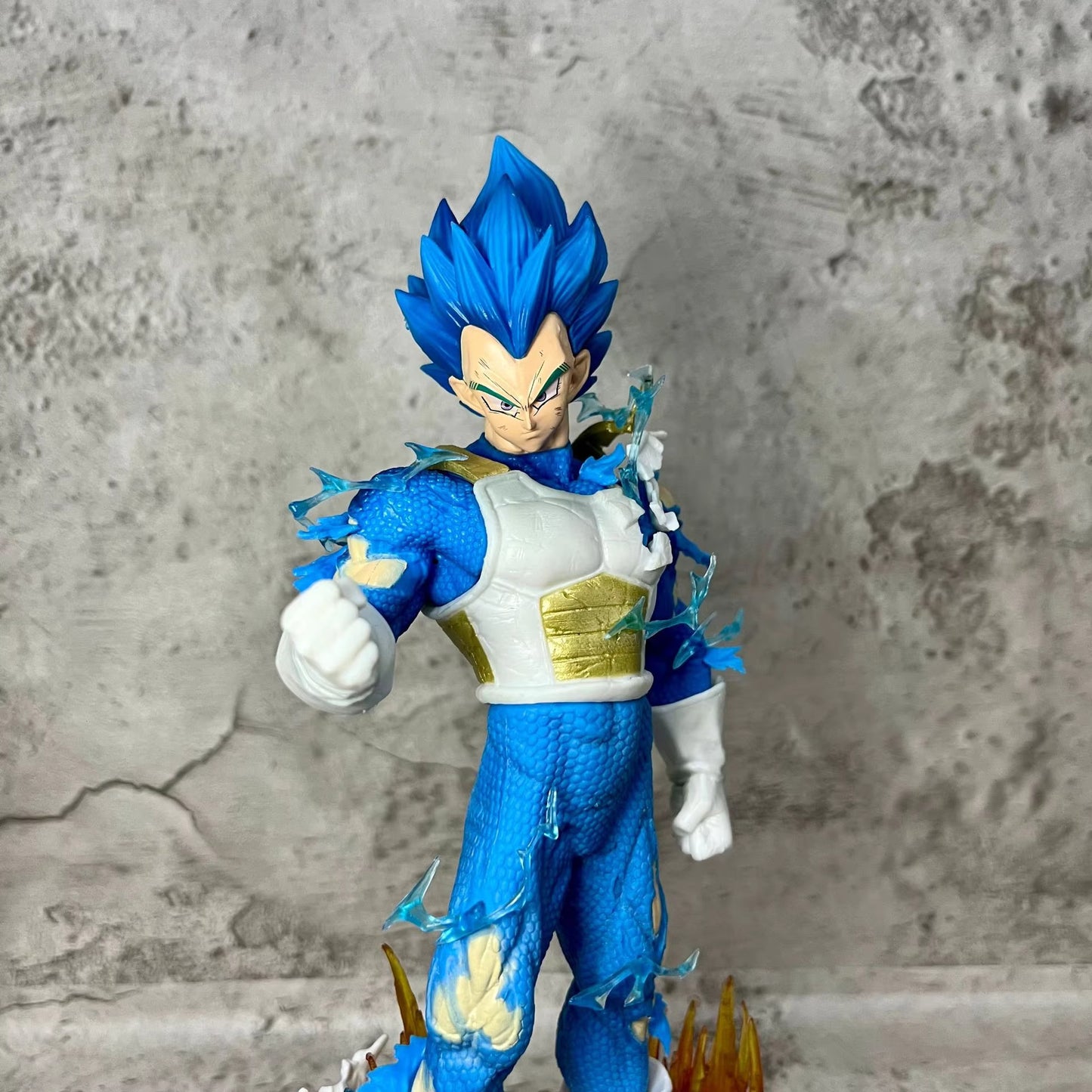 Dragon Ball Super Vegeta Battle Damaged Interchangeable Head Figure