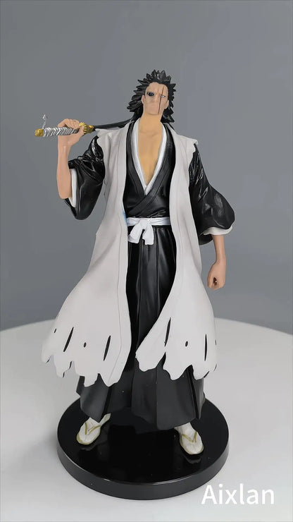 Bleach Kenpachi Zaraki Sword-on-Shoulder Figure