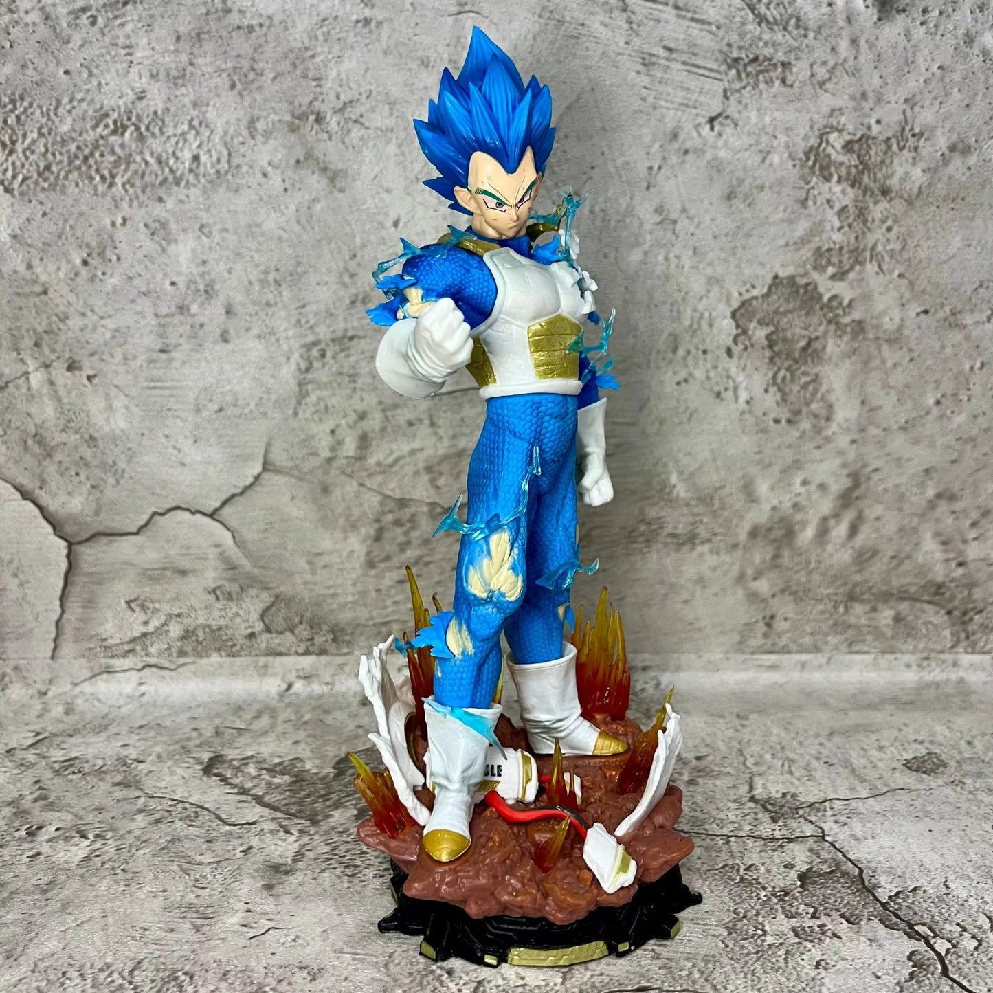 Dragon Ball Super Vegeta Battle Damaged Interchangeable Head Figure