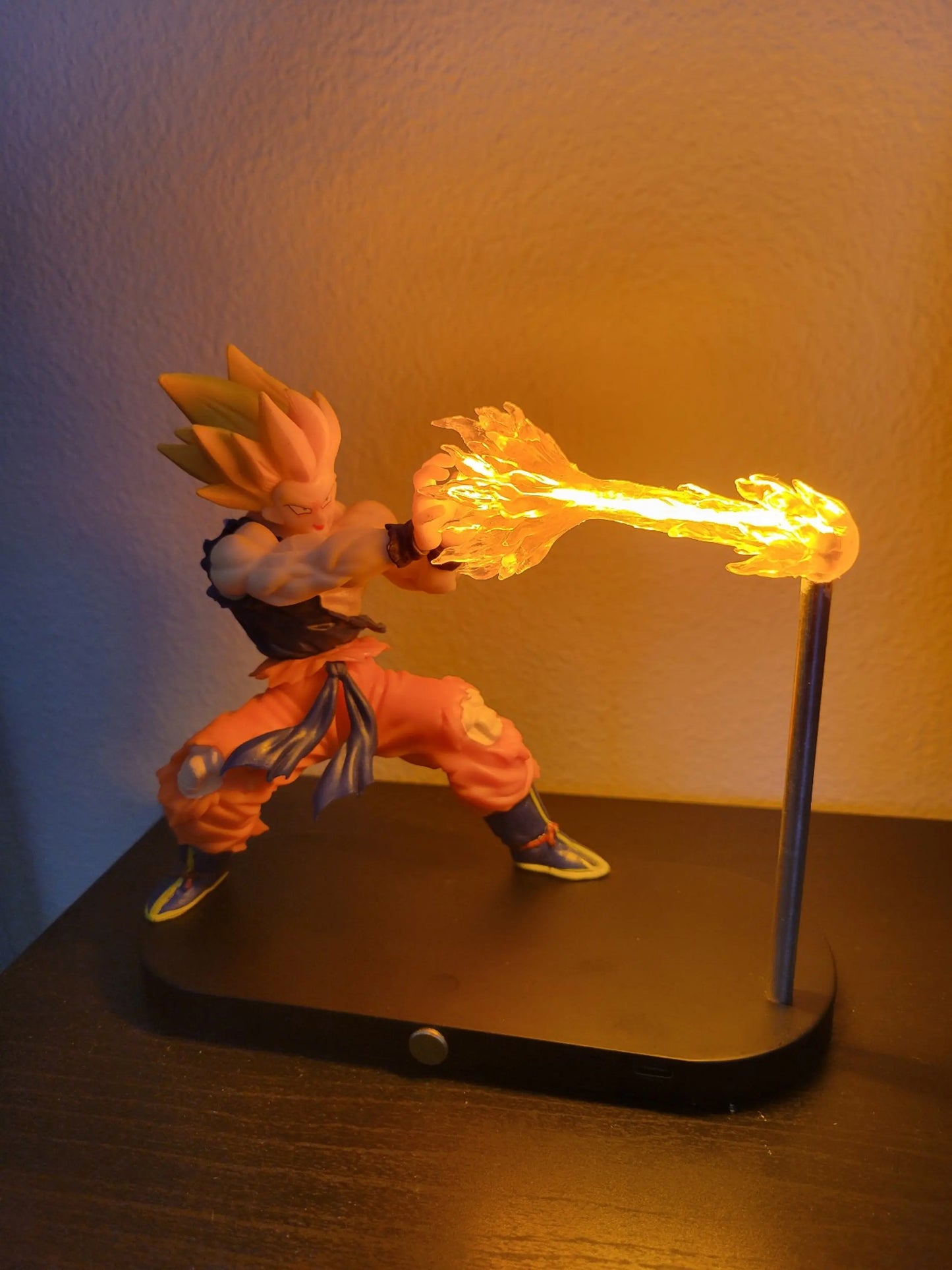 Dragon Ball Z Super Saiyan Goku Kamehameha LED Night Light Figure