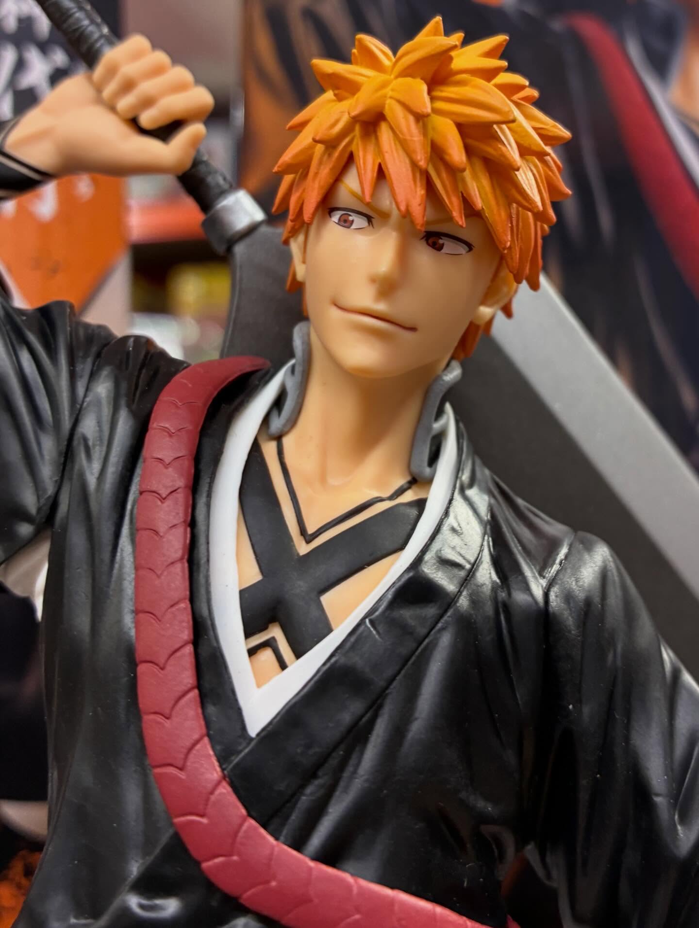 Bleach Ichigo Kurosaki Zangetsu Shikai Figure