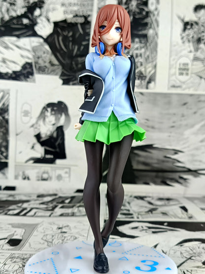 The Quintessential Quintuplets Miku Nakano Collectible Figure